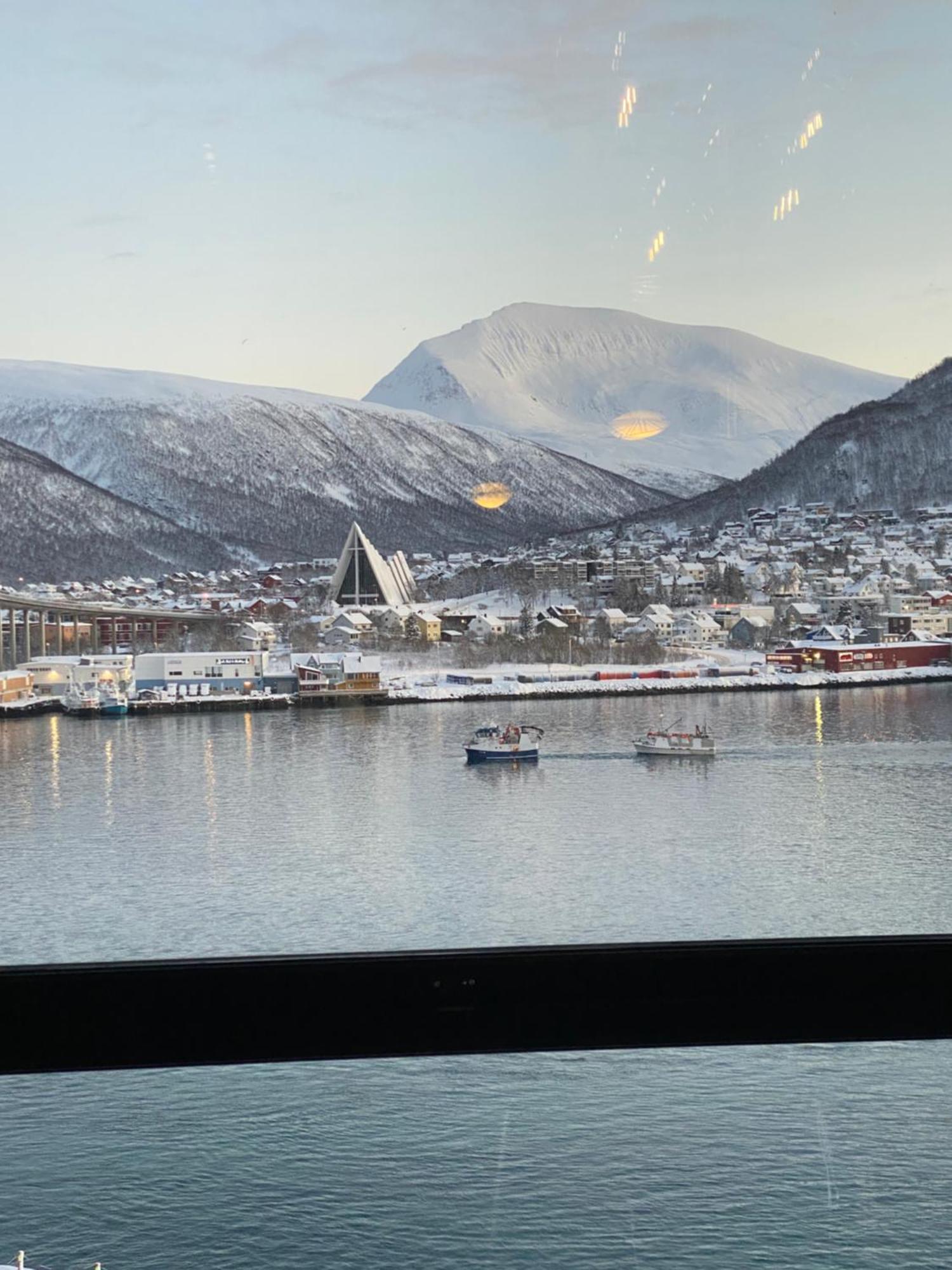 Vindlys Luxury Penthouse Apartment Tromsø Extérieur photo