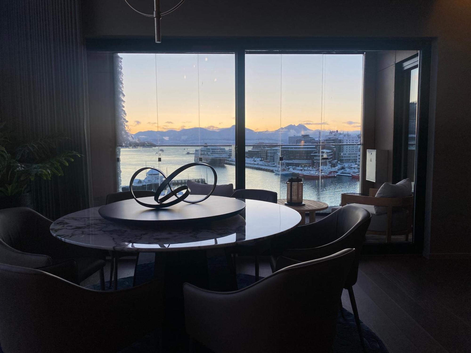 Vindlys Luxury Penthouse Apartment Tromsø Extérieur photo