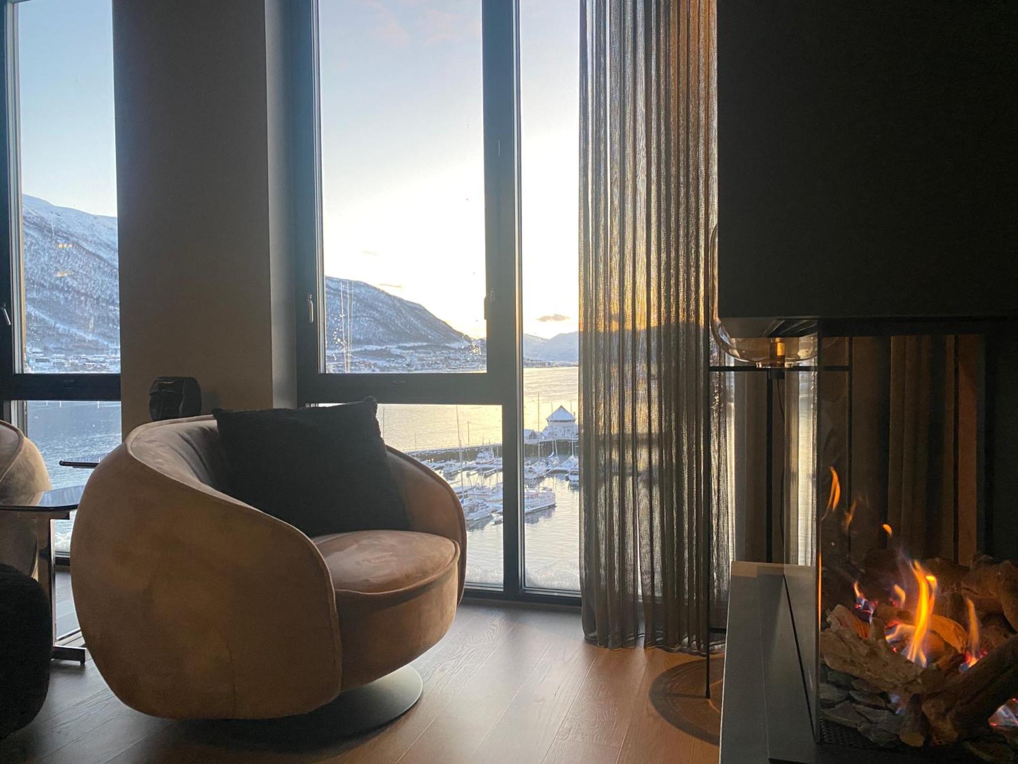 Vindlys Luxury Penthouse Apartment Tromsø Extérieur photo