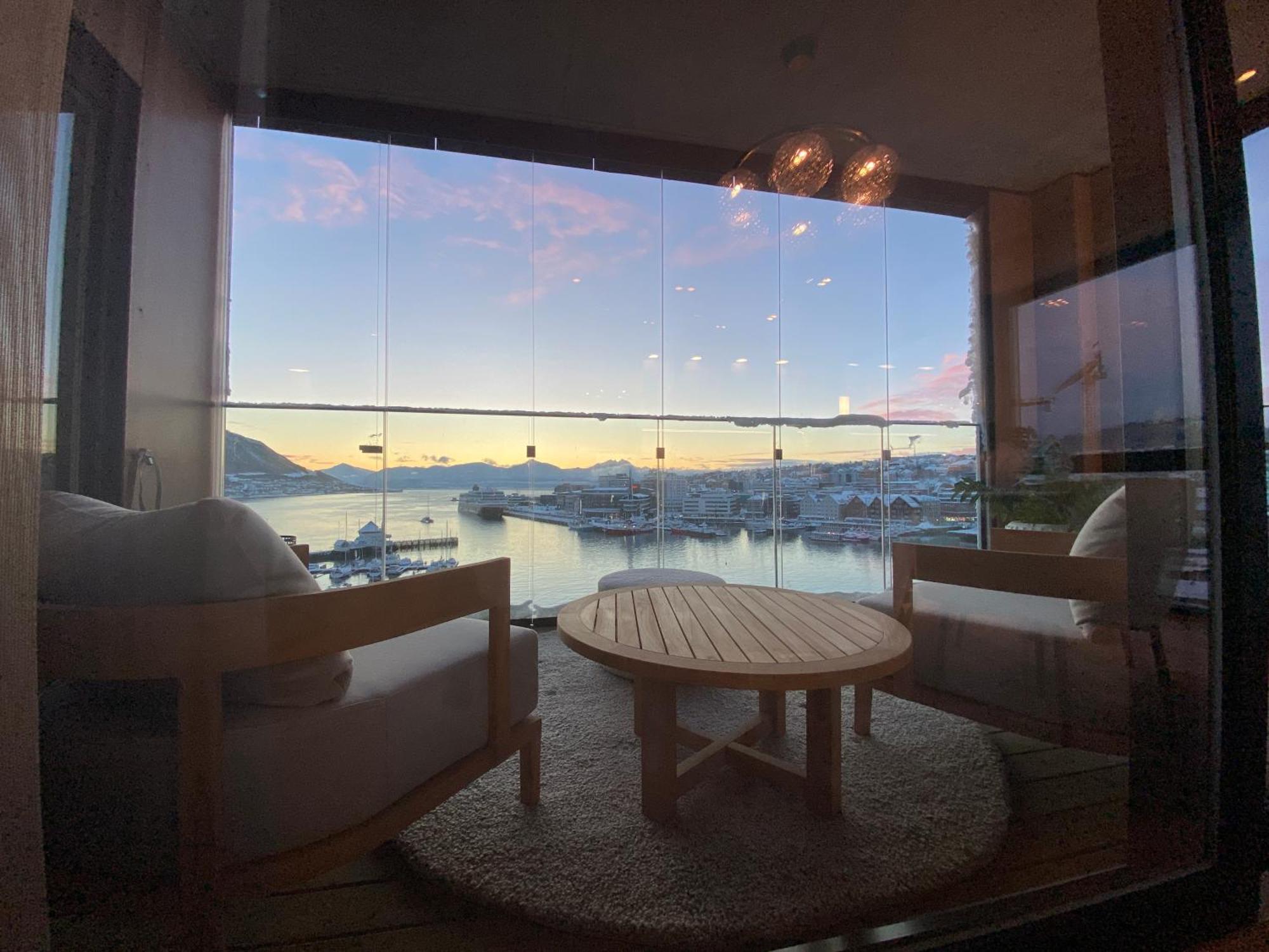 Vindlys Luxury Penthouse Apartment Tromsø Extérieur photo