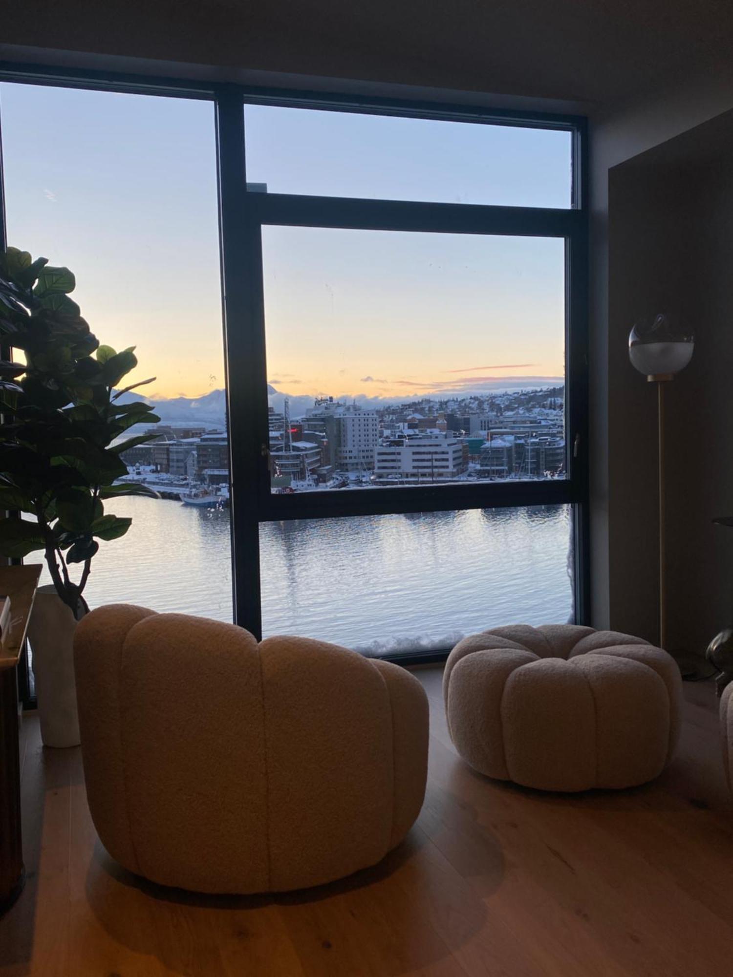 Vindlys Luxury Penthouse Apartment Tromsø Extérieur photo