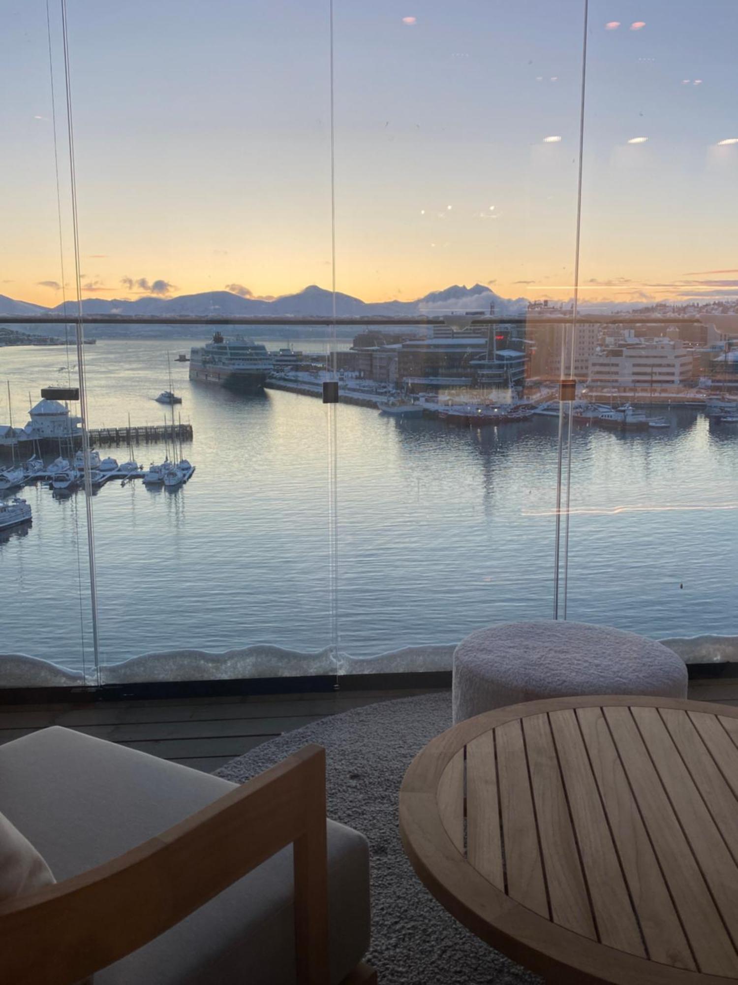 Vindlys Luxury Penthouse Apartment Tromsø Extérieur photo