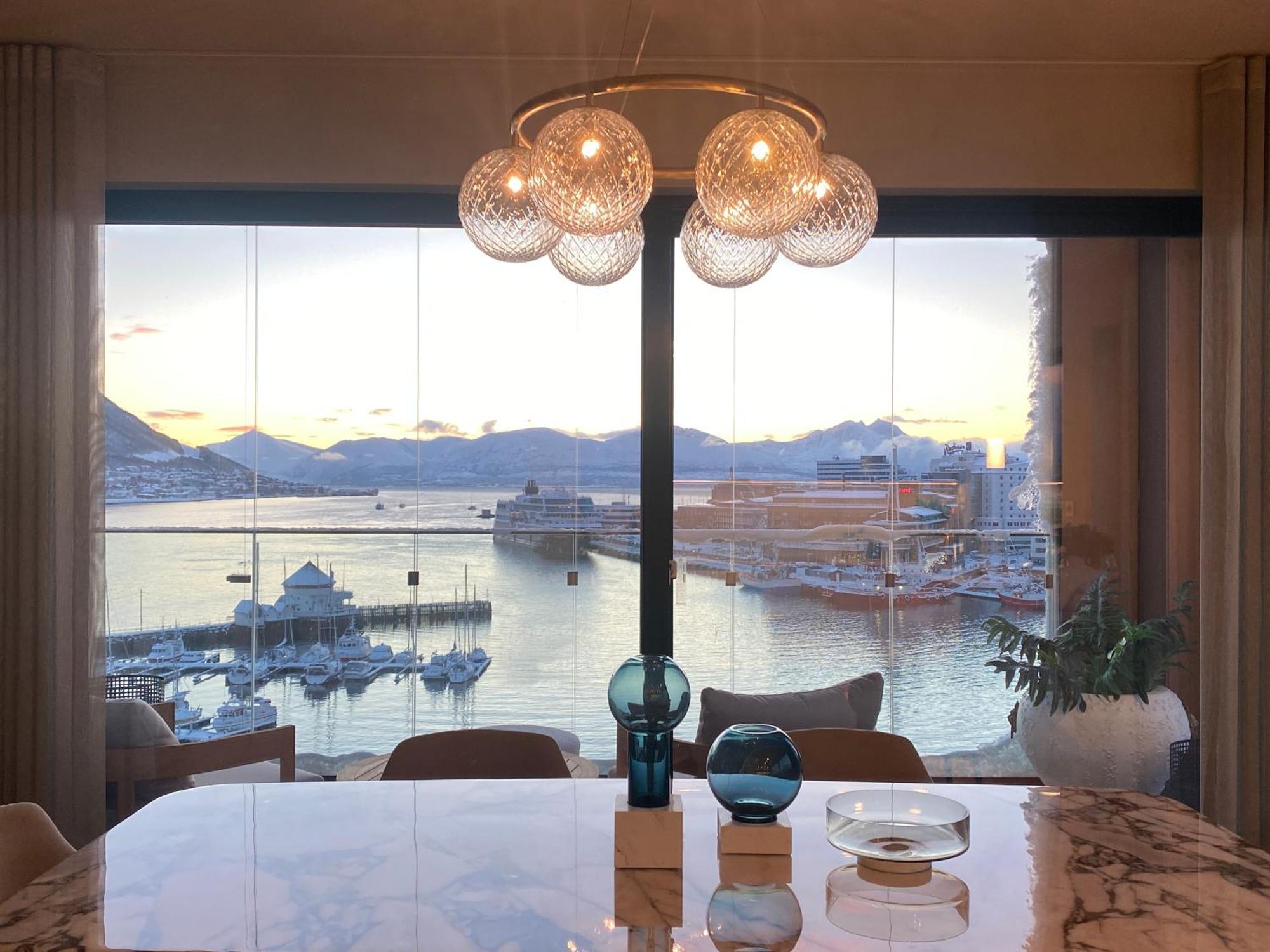 Vindlys Luxury Penthouse Apartment Tromsø Extérieur photo