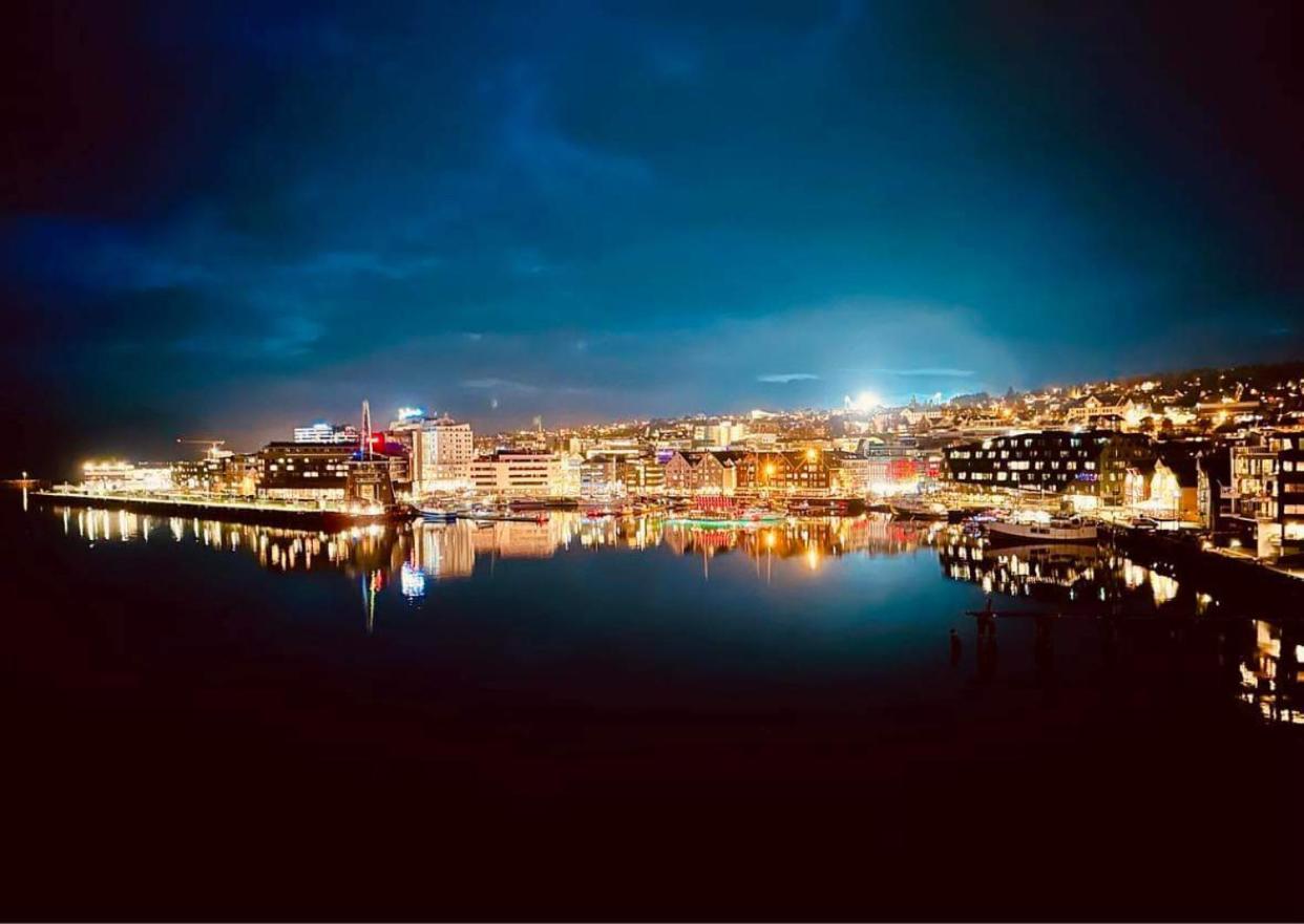 Vindlys Luxury Penthouse Apartment Tromsø Extérieur photo