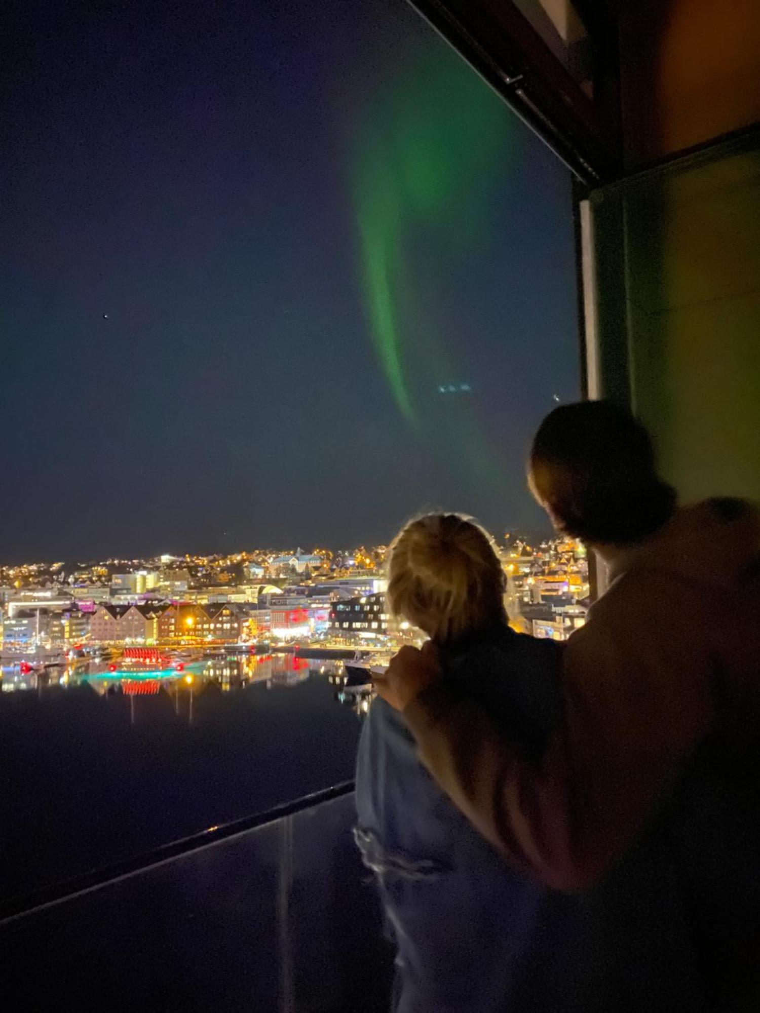 Vindlys Luxury Penthouse Apartment Tromsø Extérieur photo